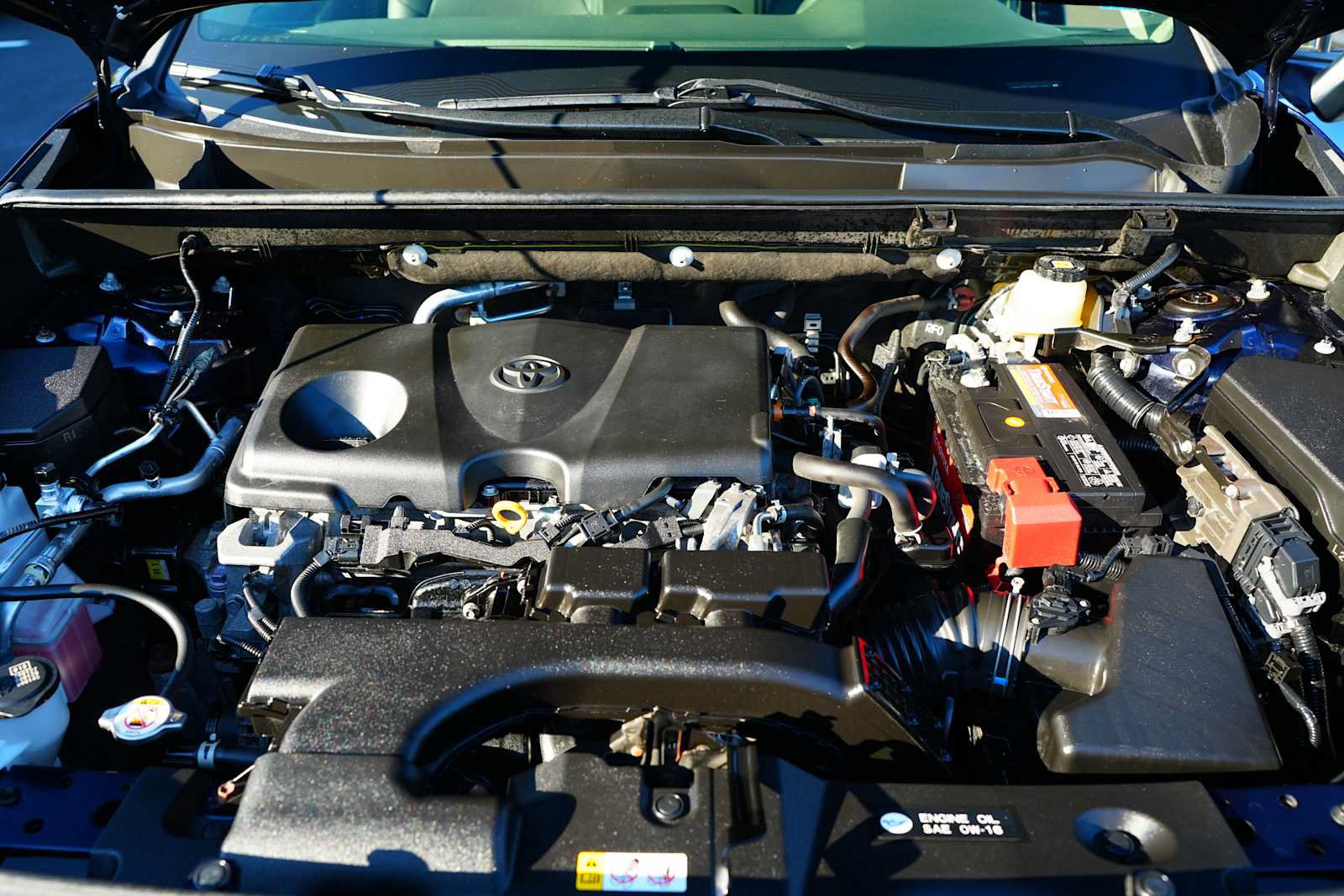 Used 2021 Toyota RAV4 XLE Premium AWD/4WD image 36