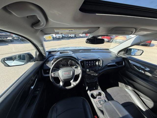 Used 2022 GMC Terrain AT4 w/ Tech Package image 25