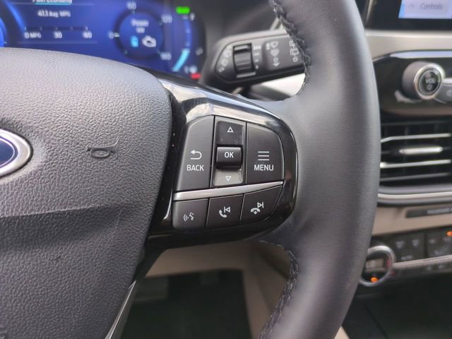 Used 2021 Ford Escape Titanium image 28