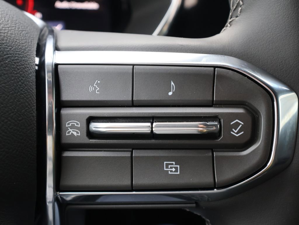 New 2026 GMC Canyon Elevation w/ Convenience Package image 17