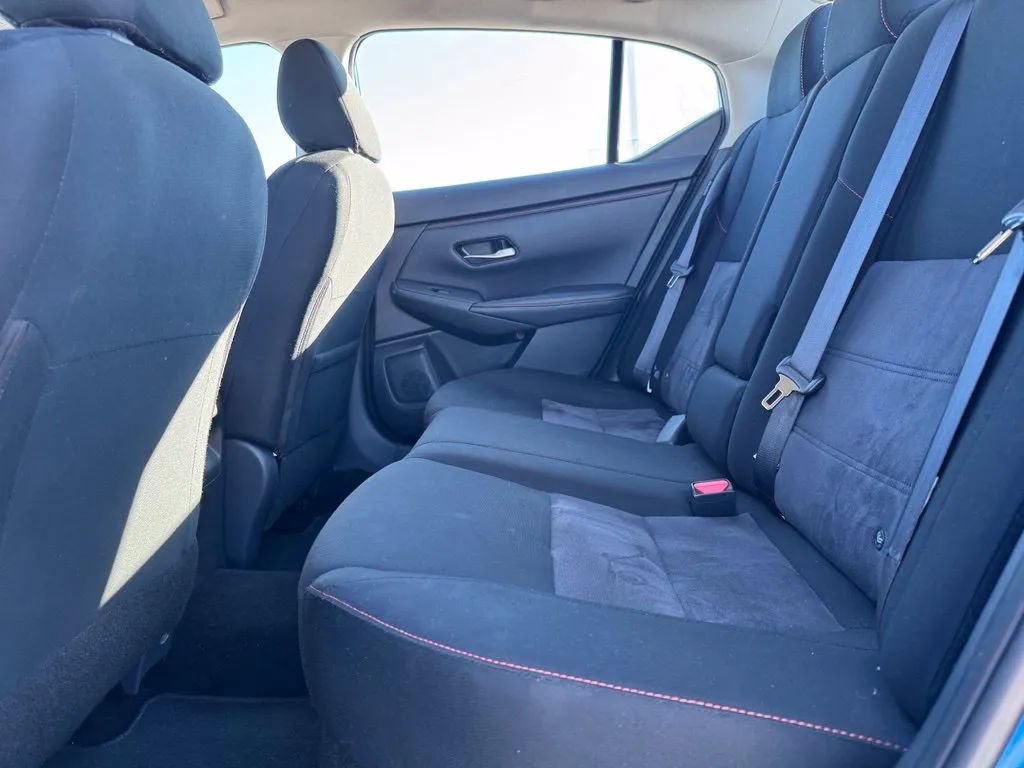 Used 2025 Nissan Sentra SR FWD image 17