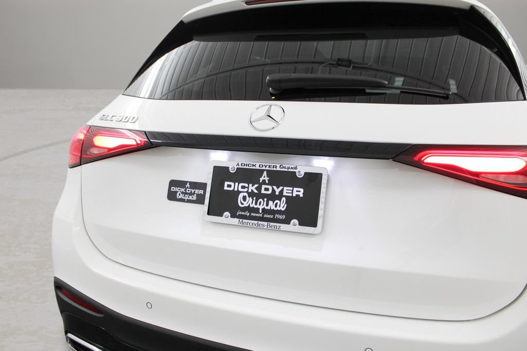 Used 2024 Mercedes-Benz GLC 300 image 32