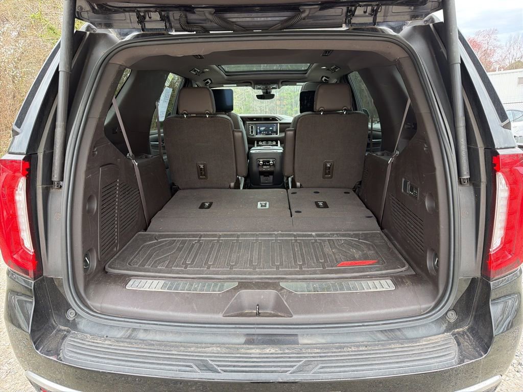 Used 2021 GMC Yukon Denali w/ Denali Ultimate Package AWD/4WD image 5
