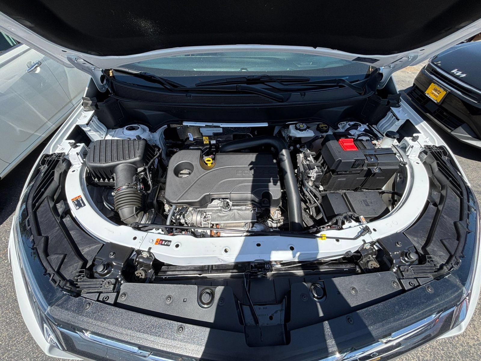 Used 2025 Chevrolet Equinox LT FWD image 32
