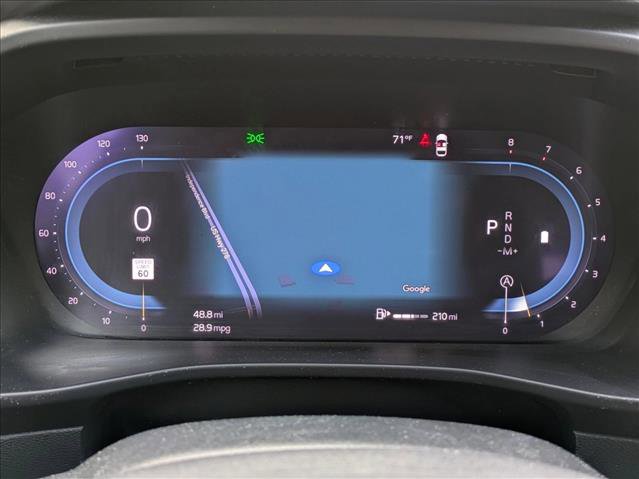 Used 2024 Volvo XC40 B5 Plus w/ Protection Package Premier image 11