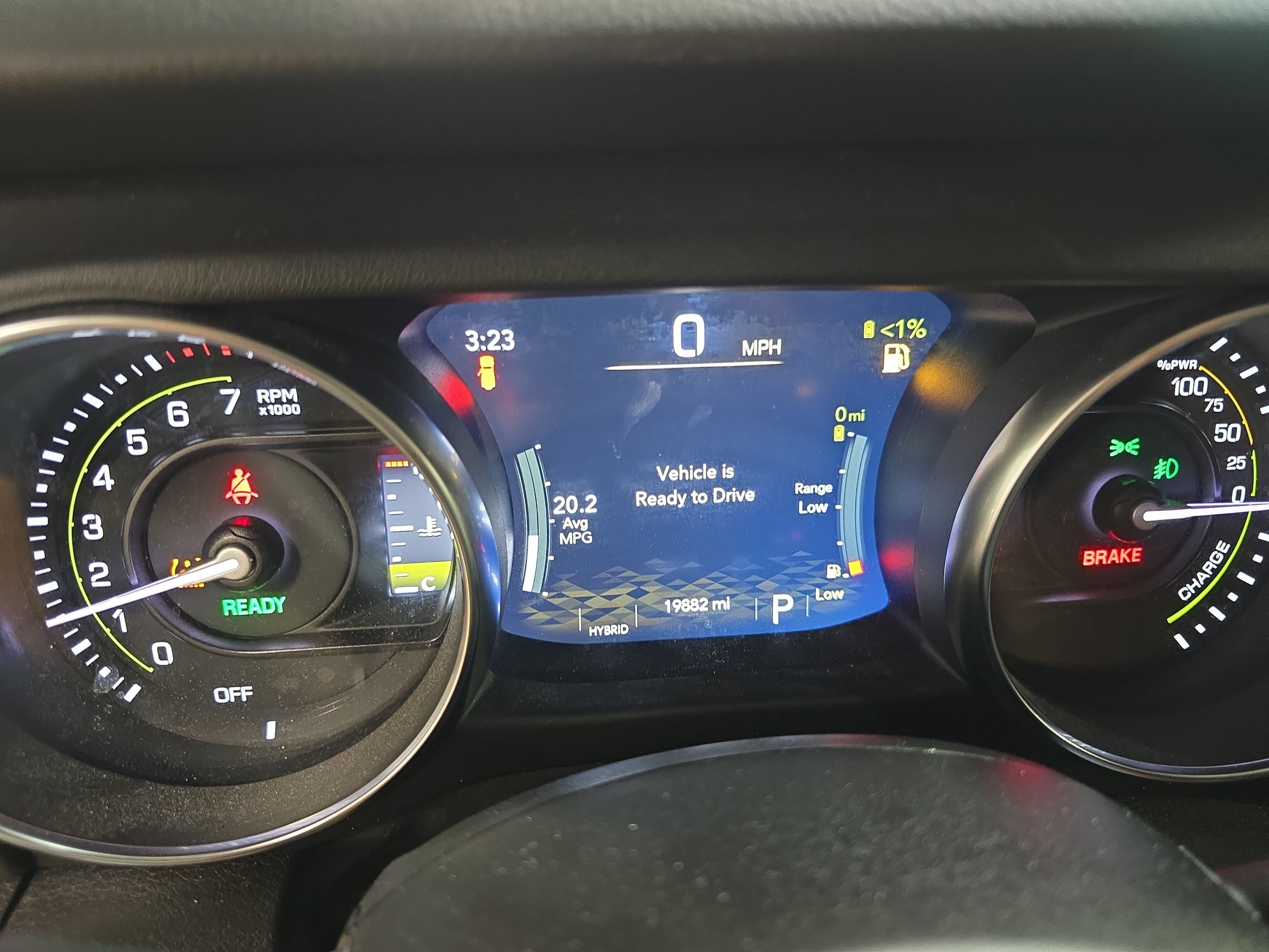 Used 2023 Jeep Wrangler Unlimited Sahara w/ Cold Weather Group AWD/4WD image 16