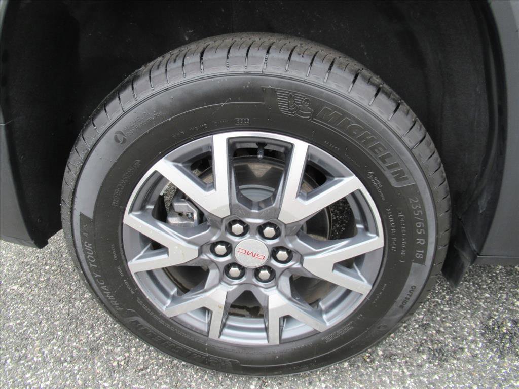 Used 2023 GMC Acadia SLT image 8