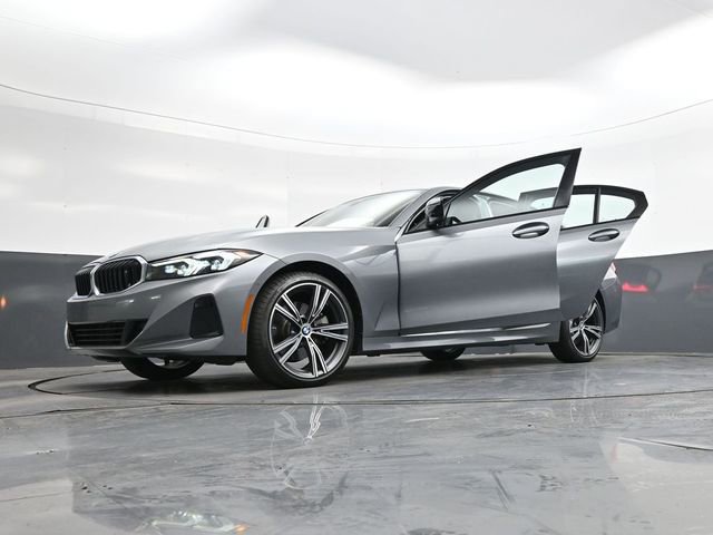 Used 2023 BMW 330i Sedan image 46
