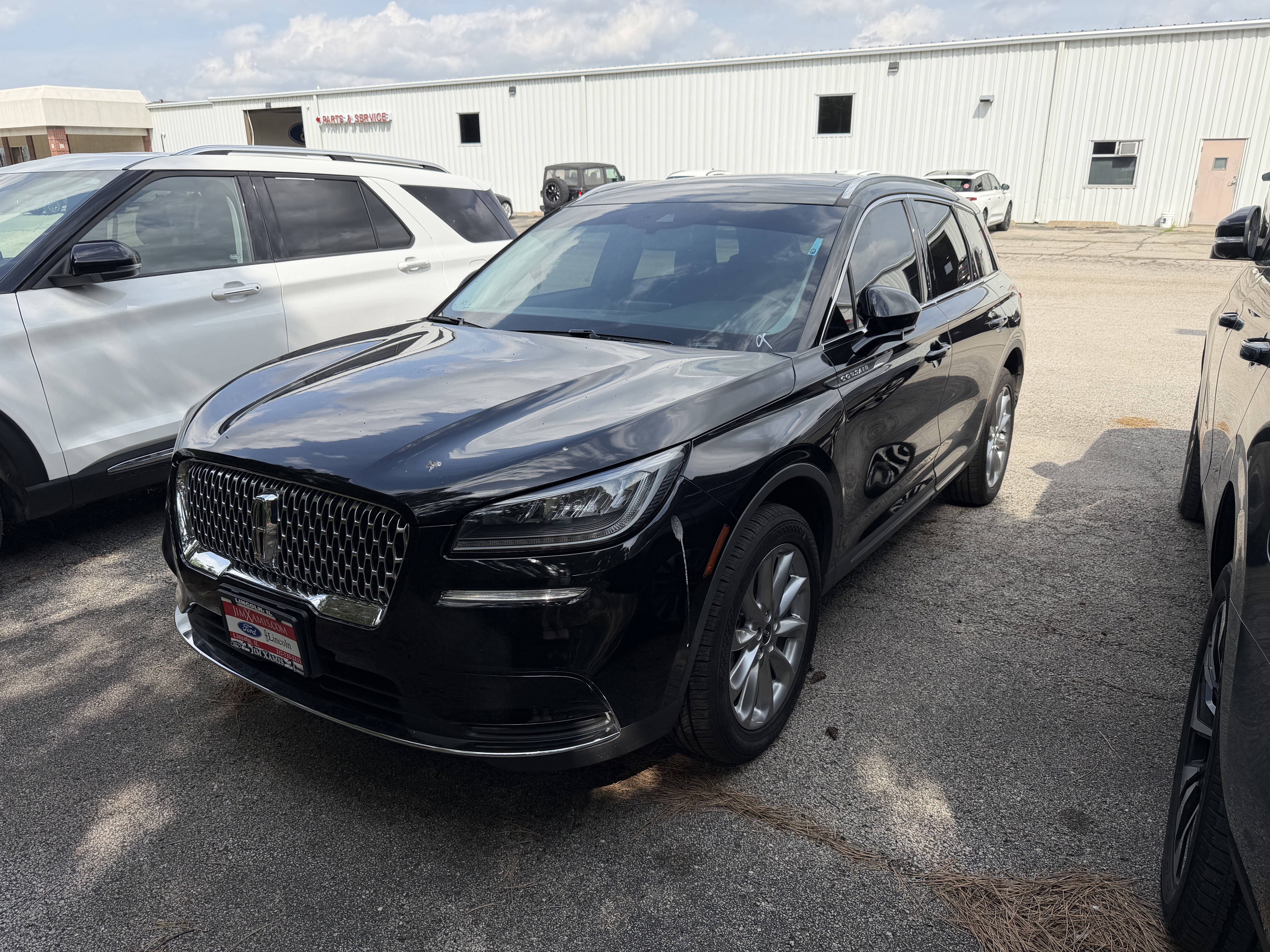 Used 2021 Lincoln Corsair AWD w/ Premium Package image 3