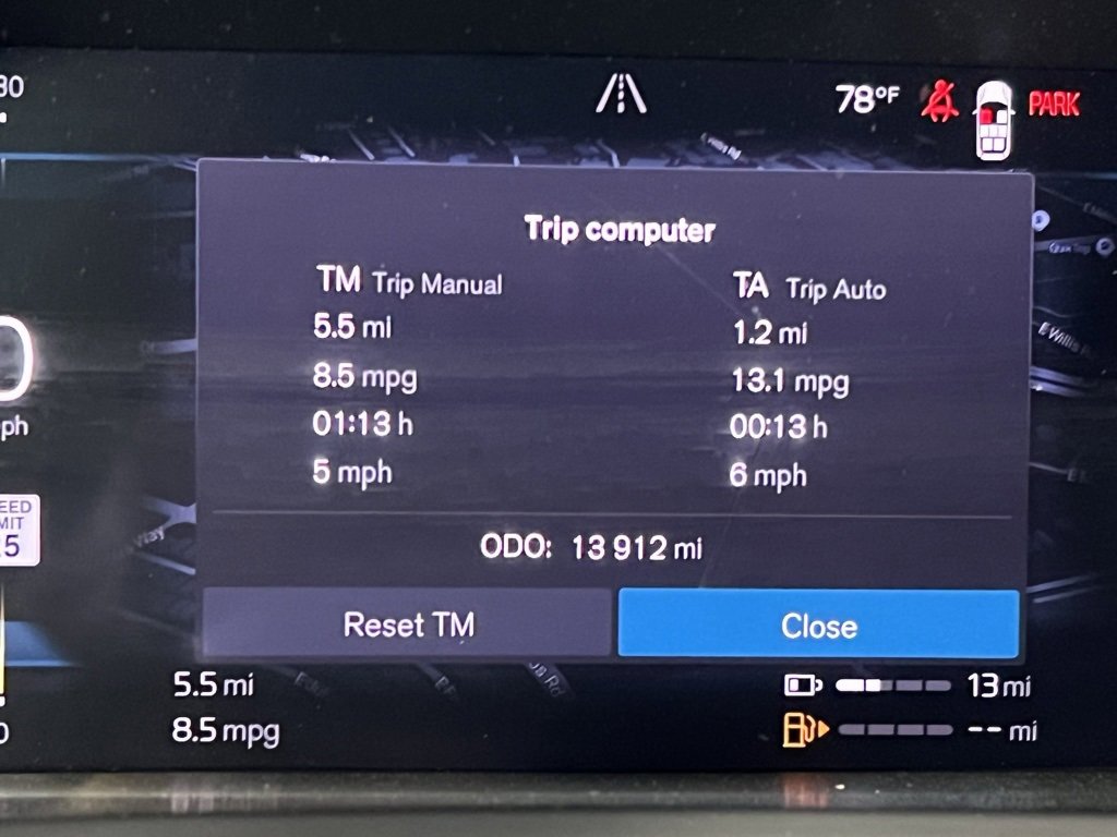 Used 2025 Volvo XC90 T8 Plus w/ Protection Package Premier image 18