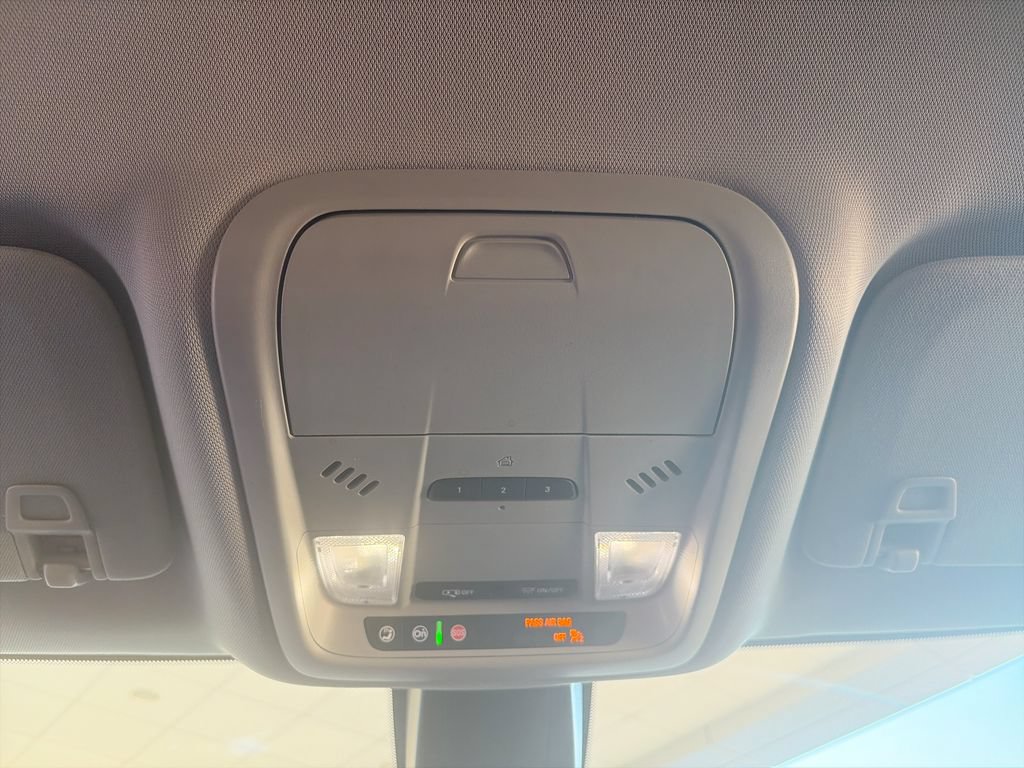 Used 2024 Chevrolet Blazer LT w/ Convenience Package FWD image 25