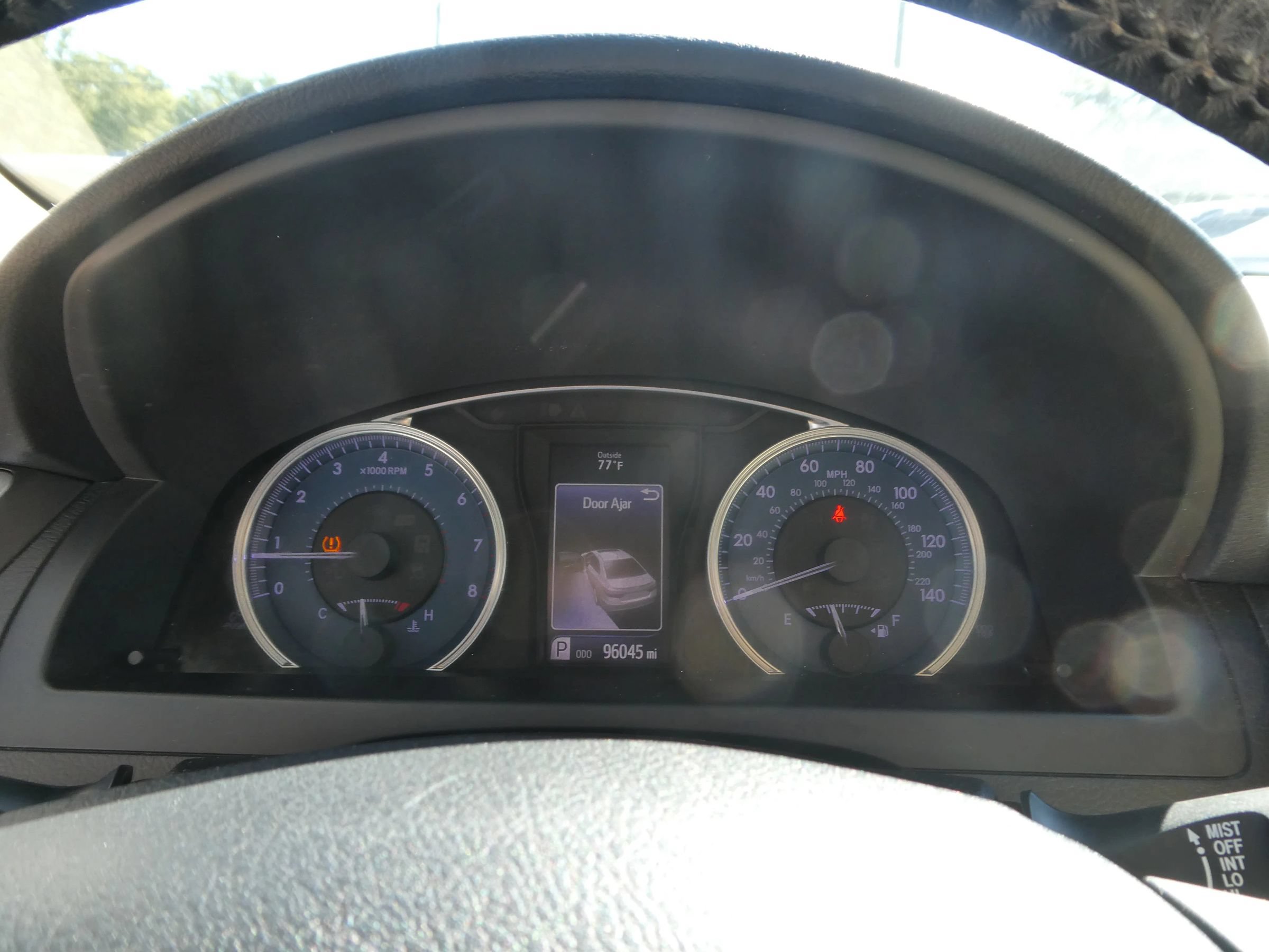 Used 2016 Toyota Camry XLE FWD image 18