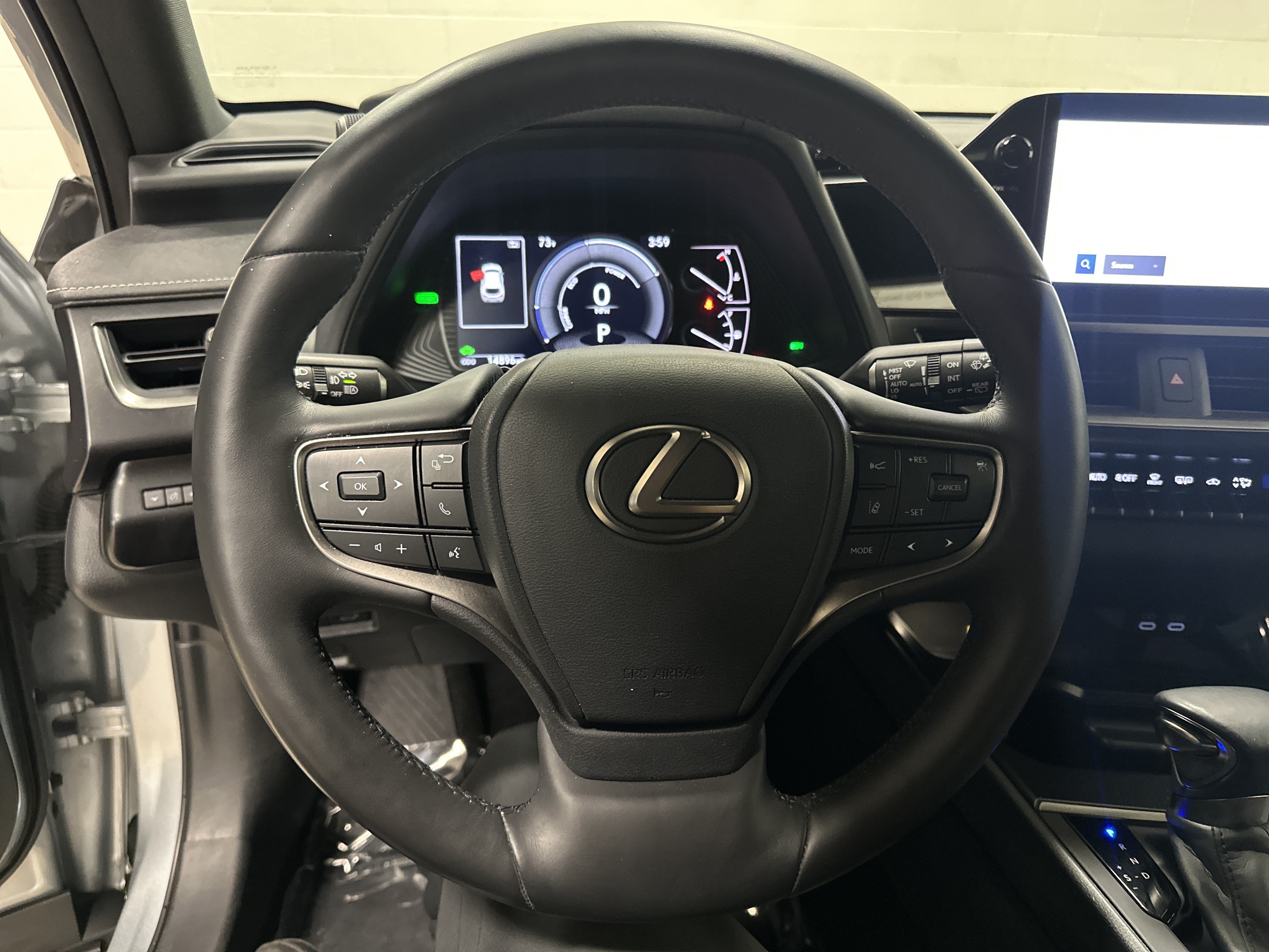 Certified 2023 Lexus UX 250h F Sport w/ Accessory Package (Z2) AWD/4WD image 18