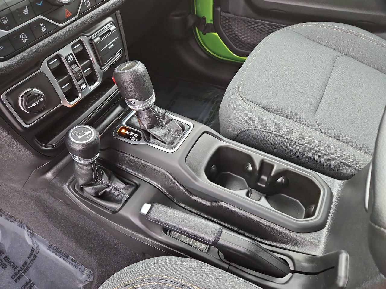 New 2026 Jeep Gladiator Sport AWD/4WD image 29