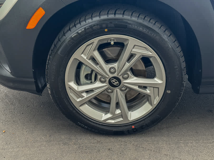 Certified 2023 Hyundai Kona SEL AWD/4WD image 11