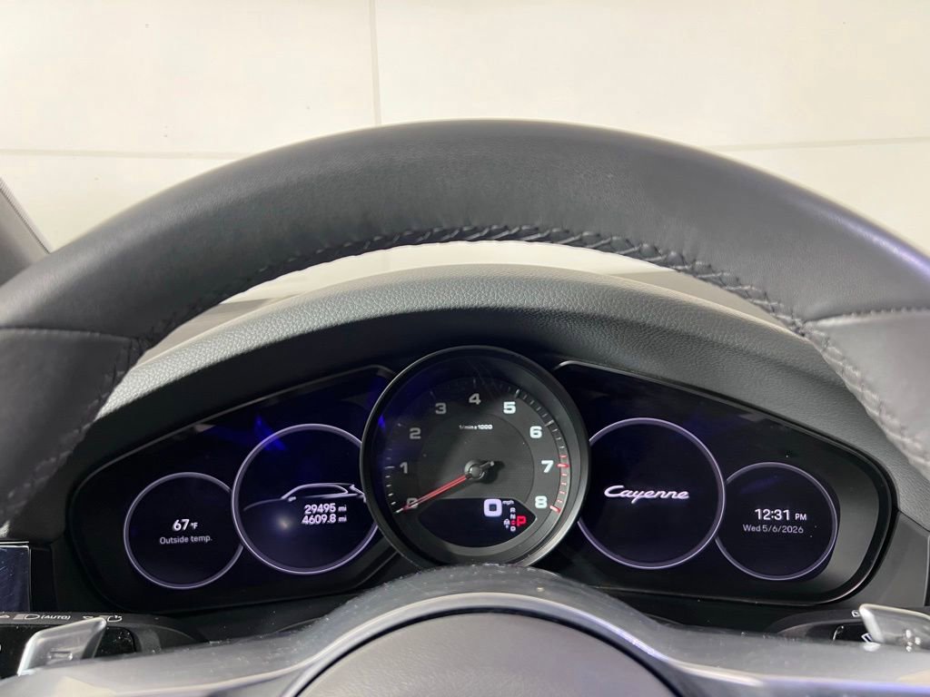 Certified 2023 Porsche Cayenne Platinum Edition AWD/4WD image 33