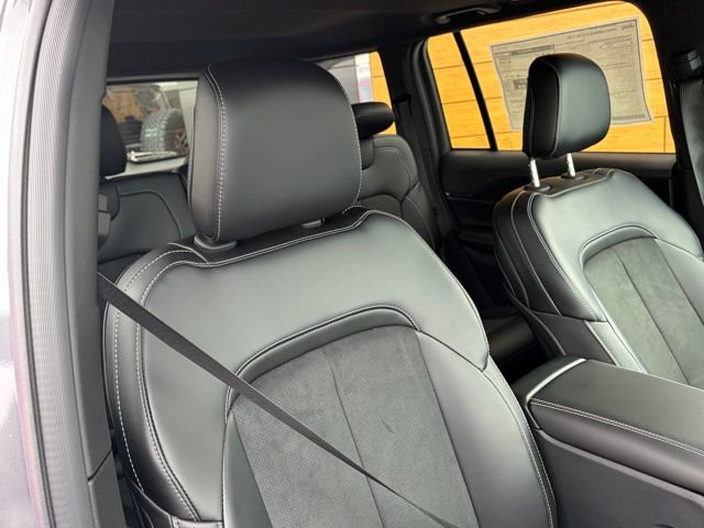 New 2025 Jeep Grand Cherokee 4WD image 28