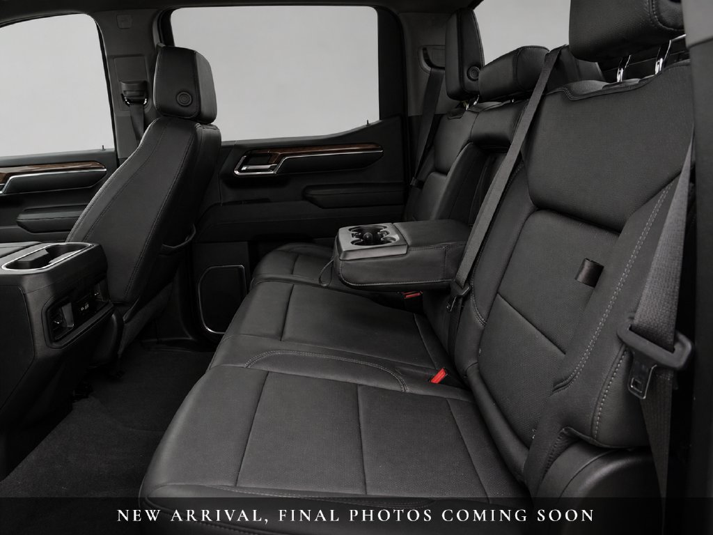 Used 2023 Chevrolet Silverado 1500 LT Trail Boss w/ LT Trail Boss Premium Package AWD/4WD image 6