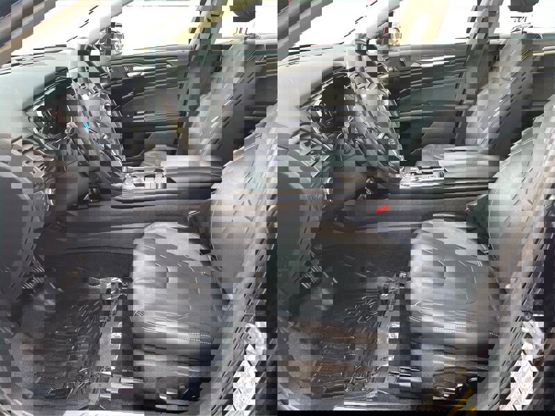 Used 2019 Ford Fusion Titanium image 10