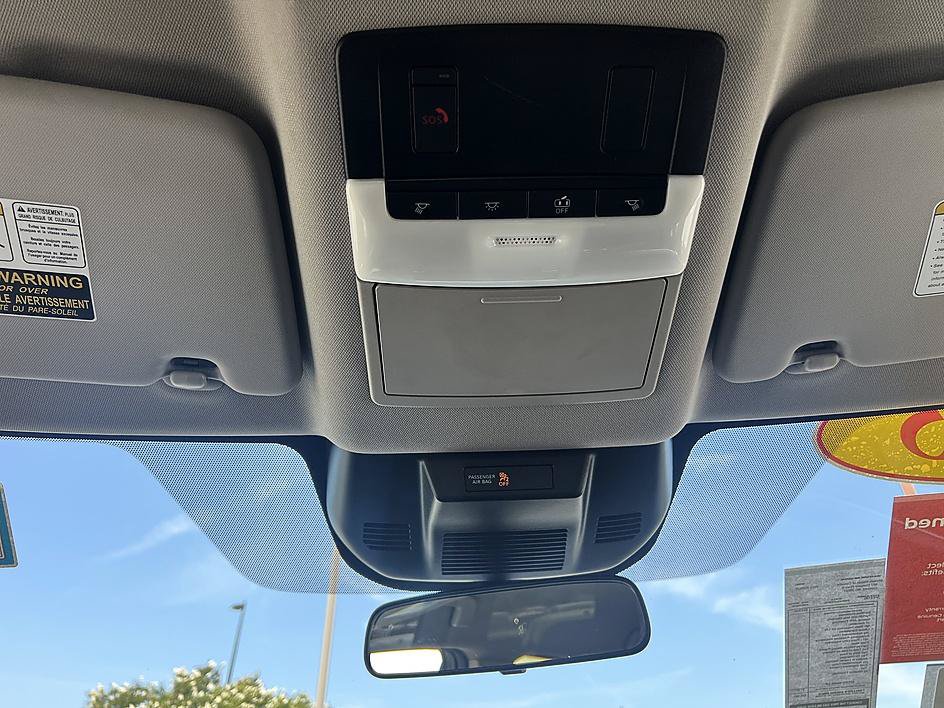 Certified 2025 Nissan Rogue SV FWD image 27