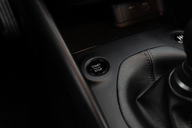 Used 2024 Nissan Z Performance w/ Floor Mat Package image 30