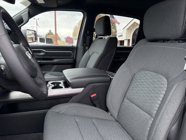 New 2026 RAM 1500 4x4 Crew Cab image 11