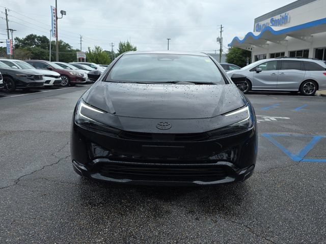 Used 2025 Toyota Prius FWD image 9