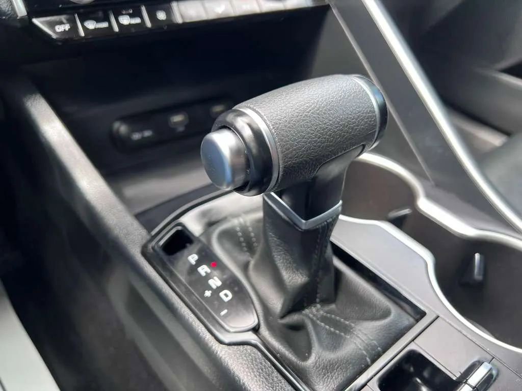 Used 2022 Kia K5 GT-Line FWD image 24