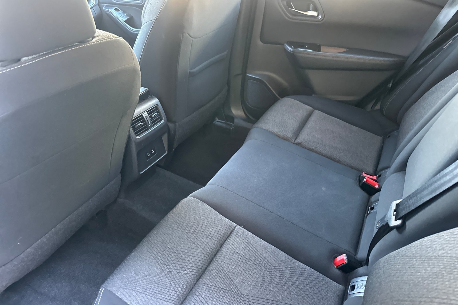 Certified 2024 Nissan Rogue SV AWD/4WD image 15
