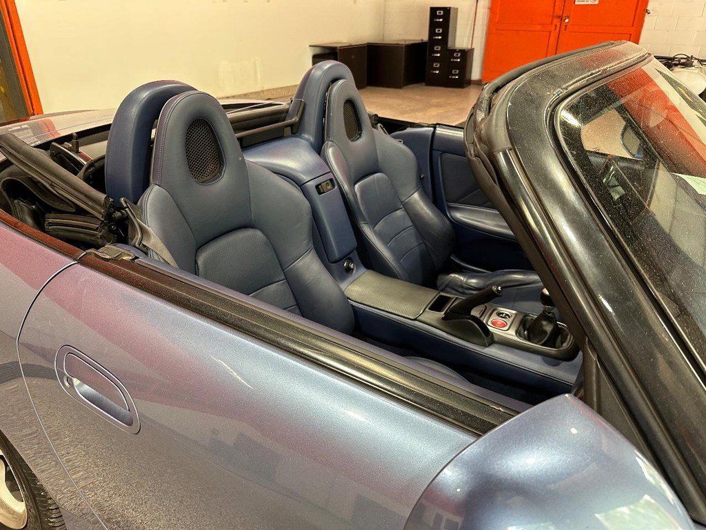 Used 2002 Honda S2000 image 24