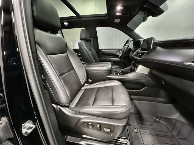 Certified 2022 Chevrolet Tahoe Z71 w/ Luxury Package AWD/4WD image 30