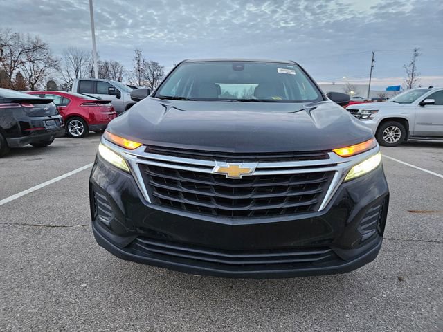 Certified 2024 Chevrolet Equinox LS w/ Driver Confidence II Package image 2