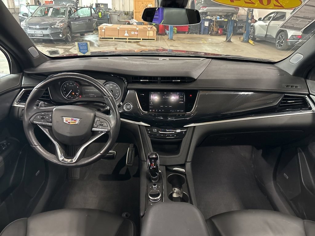 Used 2024 Cadillac XT6 Sport w/ LPO, Floor Liner Package AWD/4WD image 18