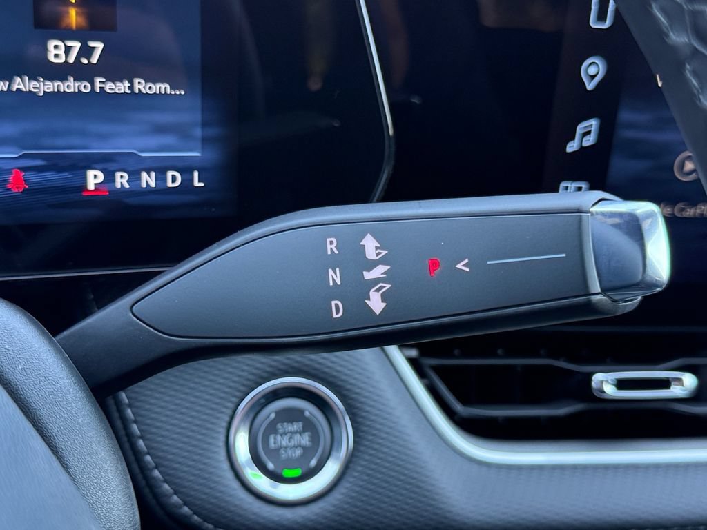 New 2027 Chevrolet Equinox LT w/ Safety and Technology Package AWD/4WD image 20
