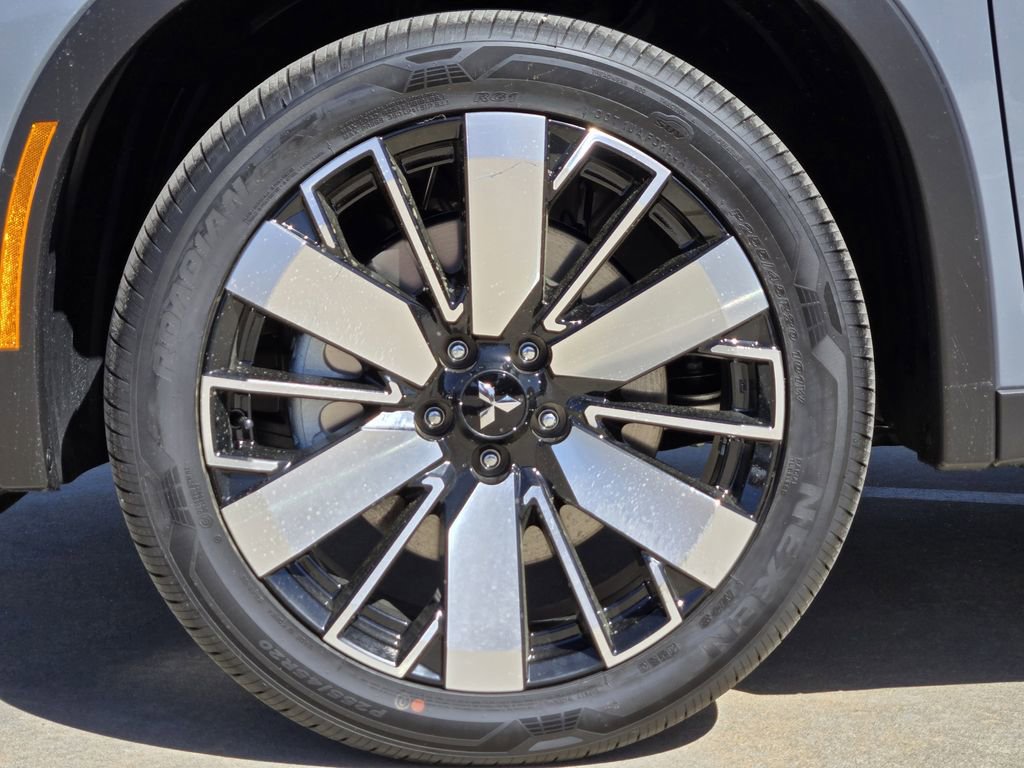 New 2026 Mitsubishi Outlander SE image 9