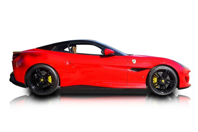 Used 2019 Ferrari Portofino image 2