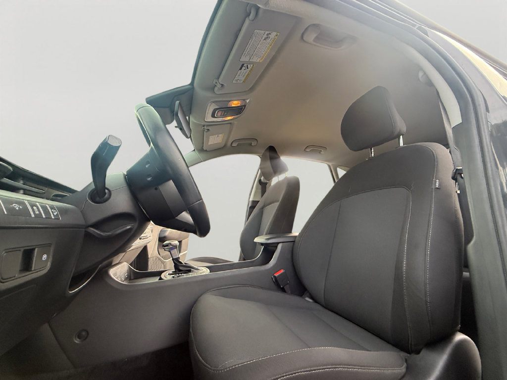 Used 2025 Hyundai Kona SEL FWD image 22