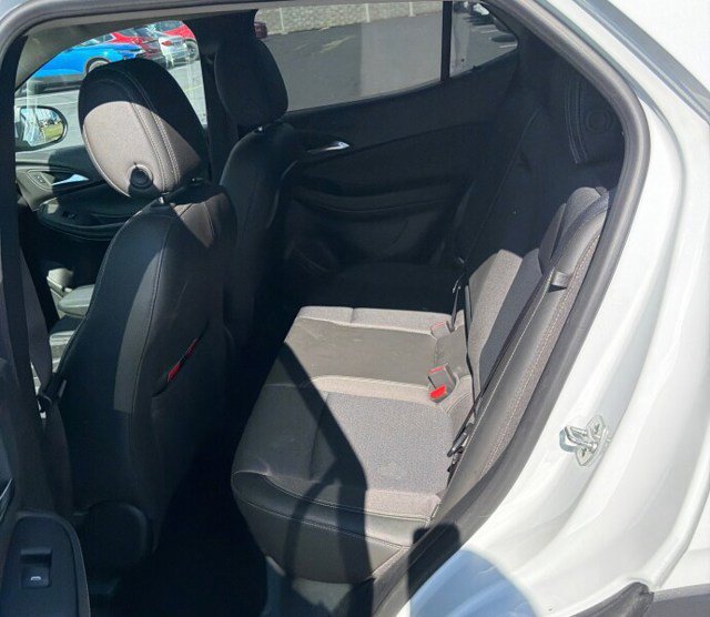 Used 2025 Buick Encore GX Preferred w/ Advanced Technology Package AWD/4WD image 4