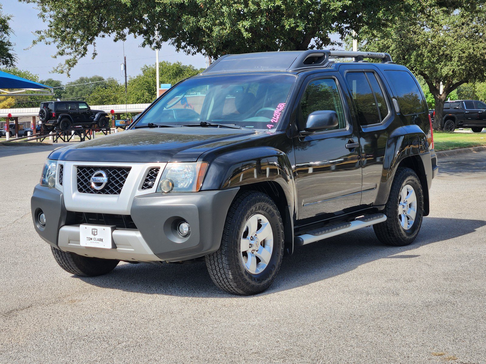Used 2010 Nissan Xterra S RWD image 2
