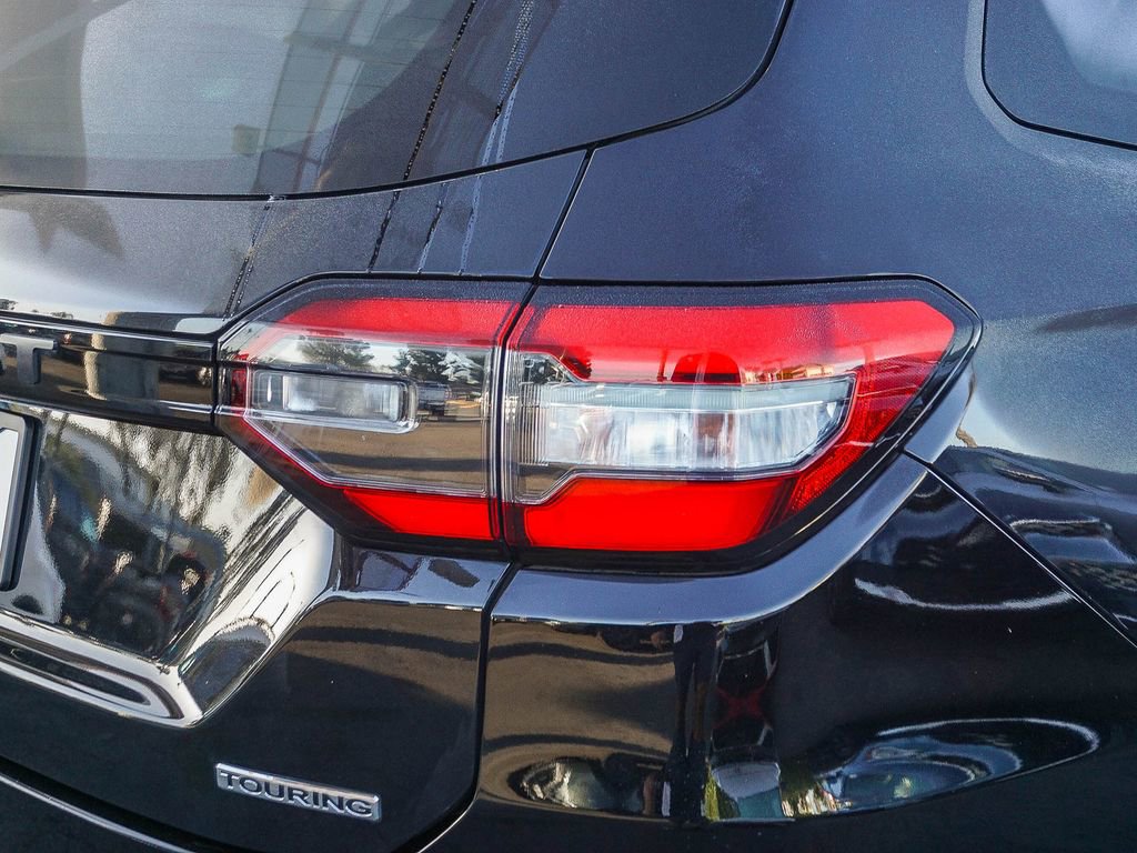 Used 2023 Honda Pilot Touring image 8