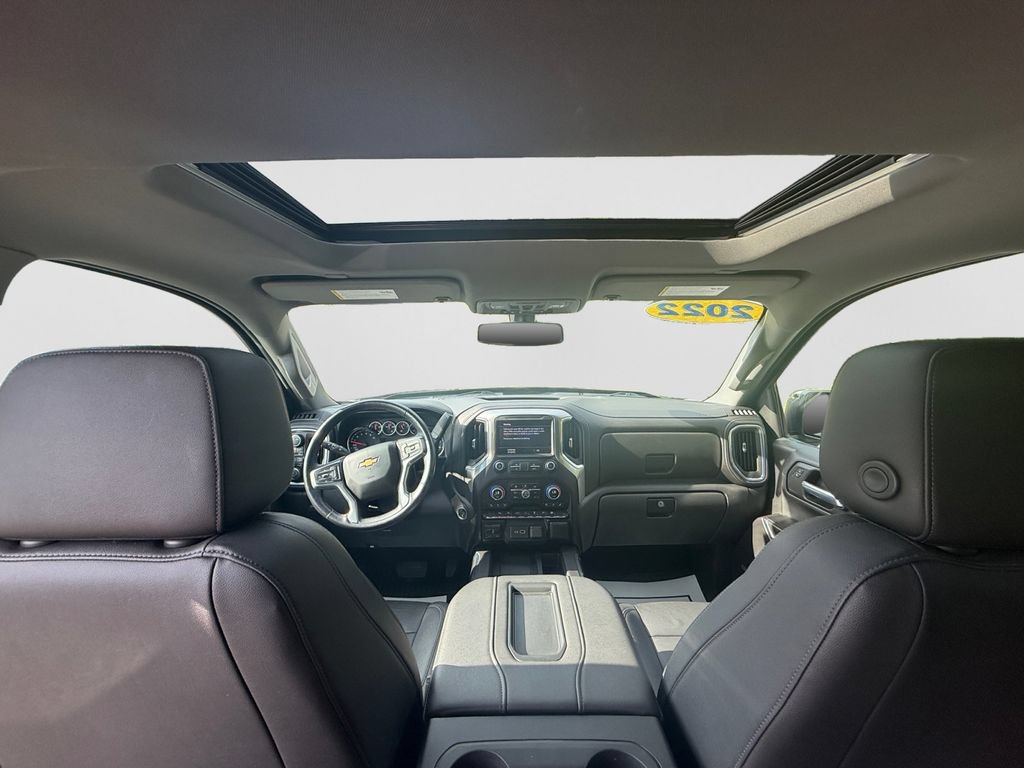 Used 2022 Chevrolet Silverado 1500 LTZ w/ LTZ Convenience Package II AWD/4WD image 16