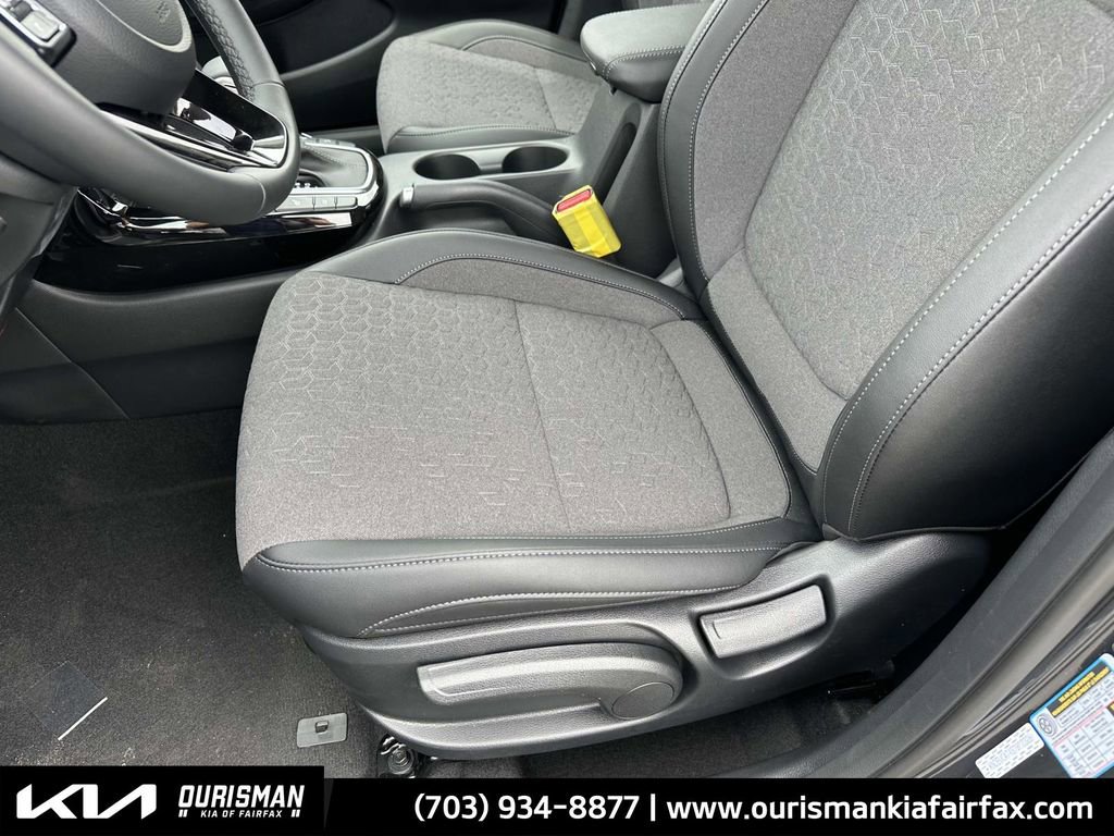 New 2025 Kia Seltos X-Line image 28