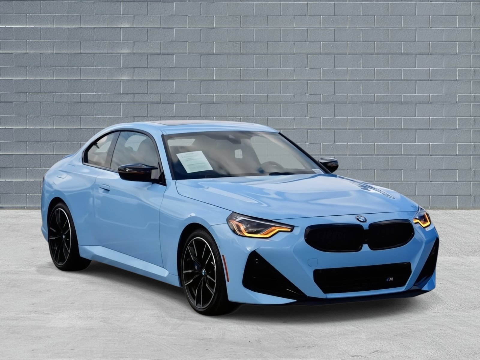 Used 2025 BMW M240i Coupe image 1
