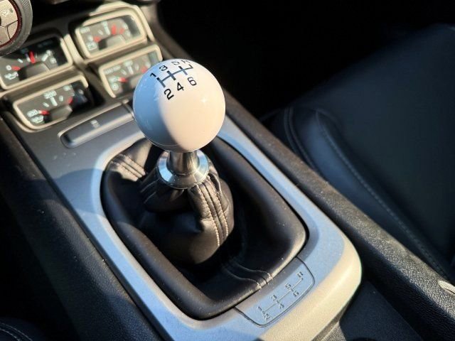 Used 2011 Chevrolet Camaro SS w/ RS Package image 31