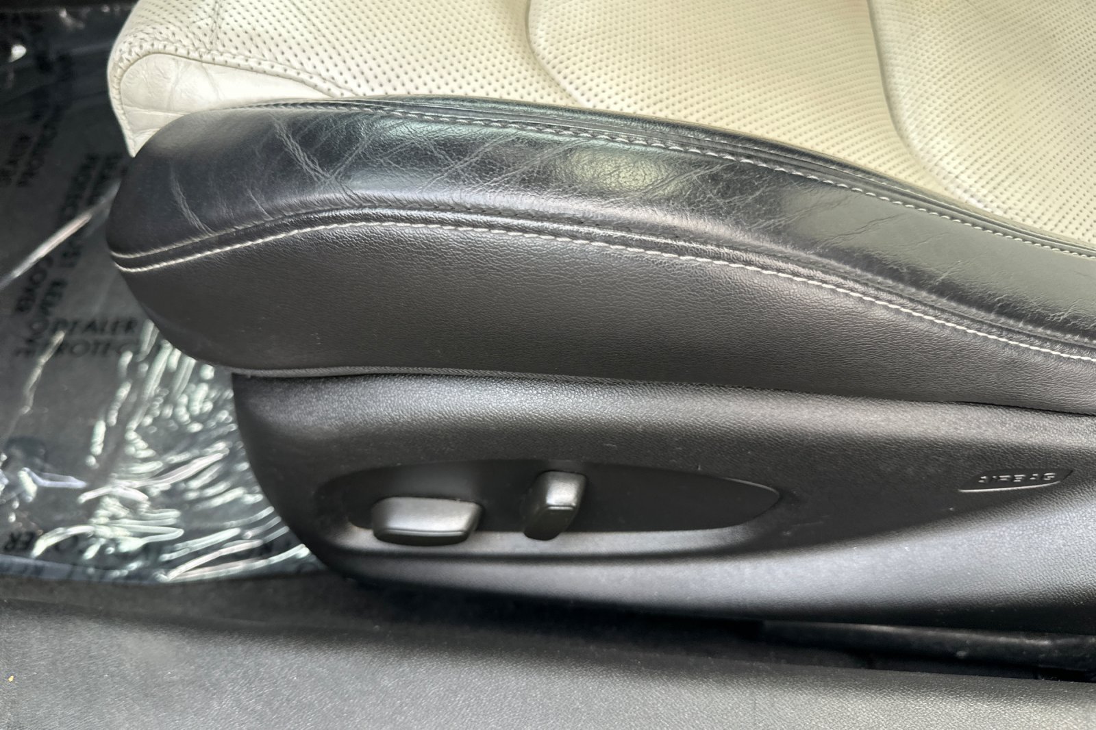 Used 2016 Chevrolet Camaro LT RWD image 13