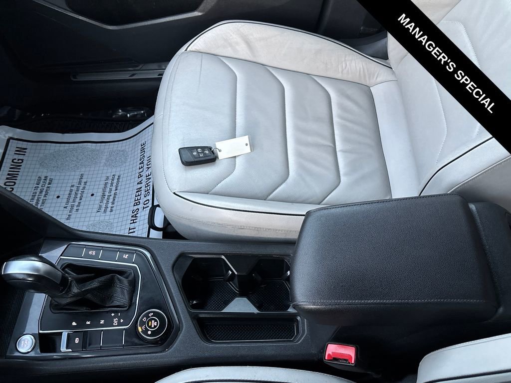 Used 2020 Volkswagen Tiguan SEL Premium R-Line image 27