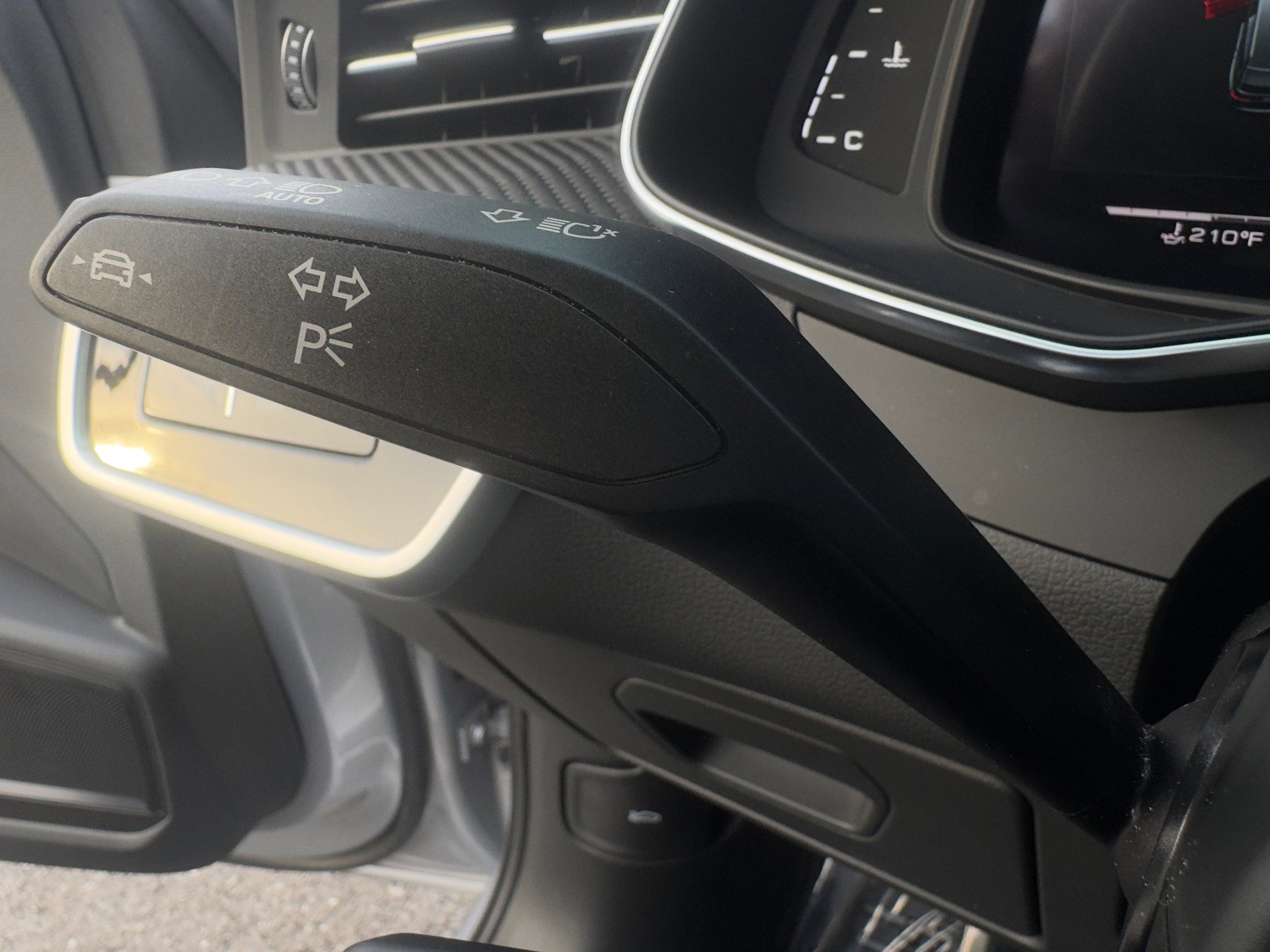 Used 2024 Audi RS 6 performance image 28