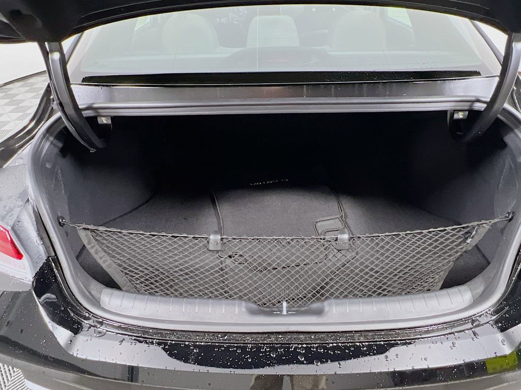 New 2025 Hyundai Elantra SEL image 22