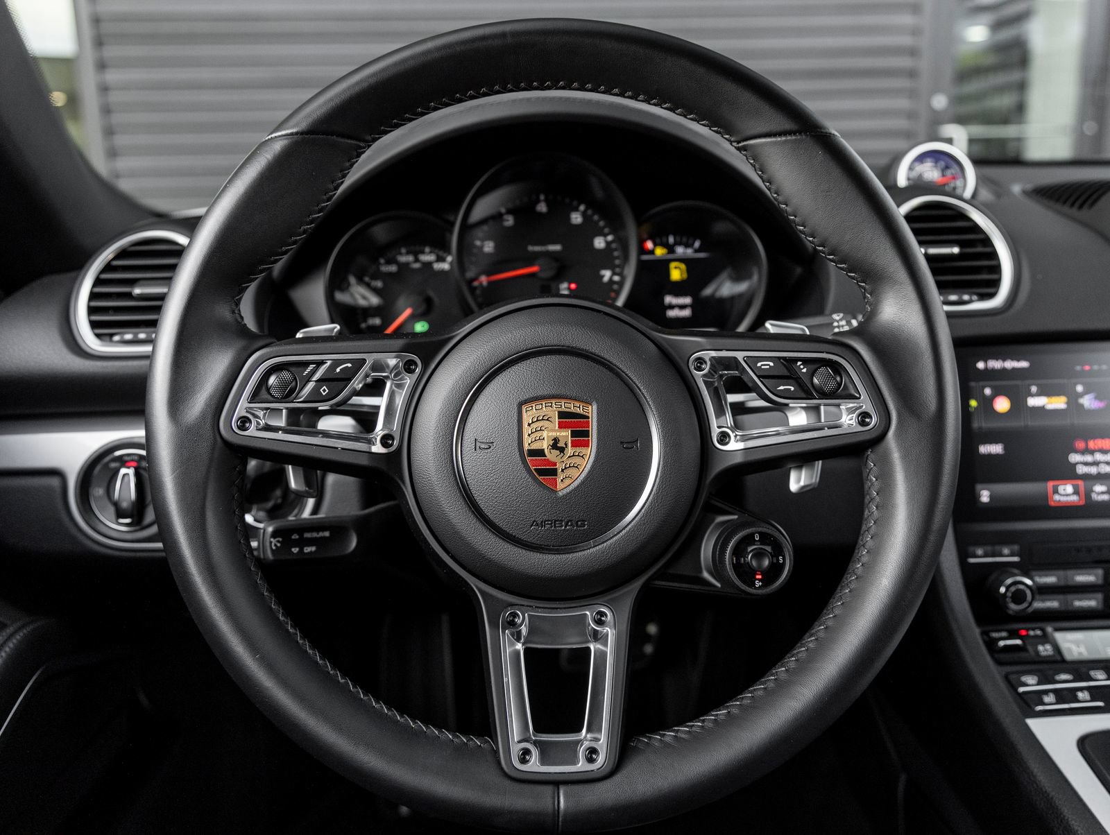 Certified 2024 Porsche 718 Boxster RWD image 27