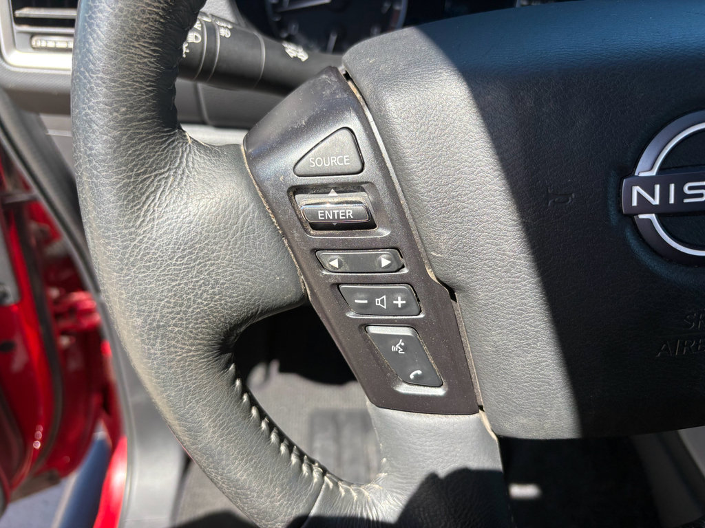 Used 2022 Nissan Frontier SV image 14